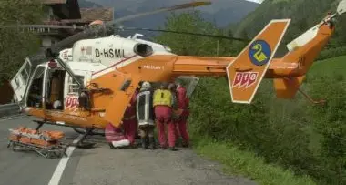 Bimbo di 2 anni e mezzo muore travolto da ruspa in Val Venosta