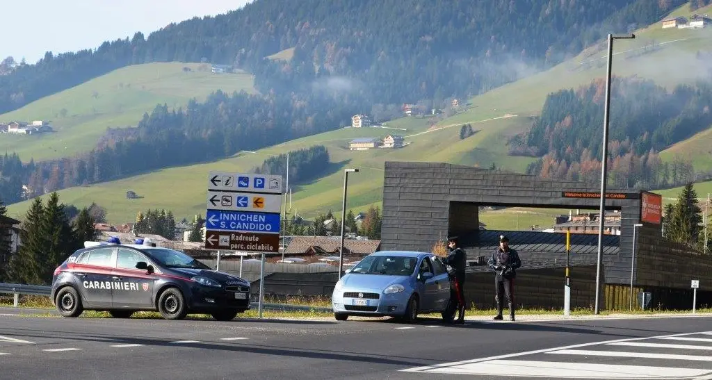 Valdaora, donna ubriaca al volante con un tasso record di 3,26 g/l
