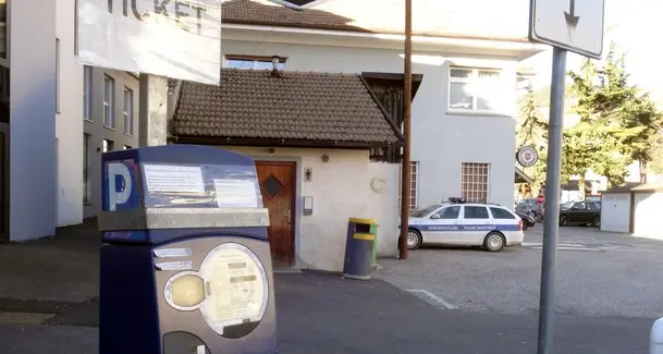 A Bressanone il parcheggio si paga anche a distanza