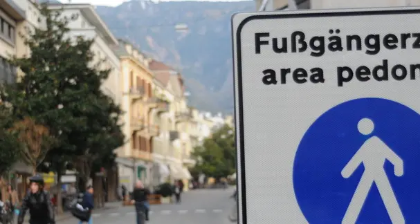 Merano: bus su Corso Libertà, raccolte 700 firme