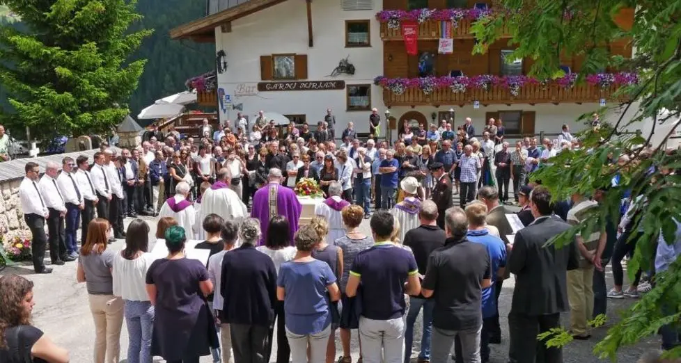 Campioni, giovani e amici per l’addio a Bruno Bonaldi