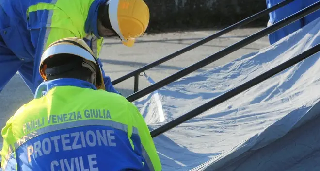 Venti ragazzi svolgono il “tirocinio” presso la protezione civile