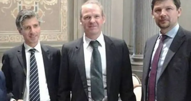 «La nostra immagine va corretta»