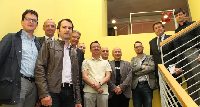 Gli adesivi dell’Unione contro le domeniche aperte
