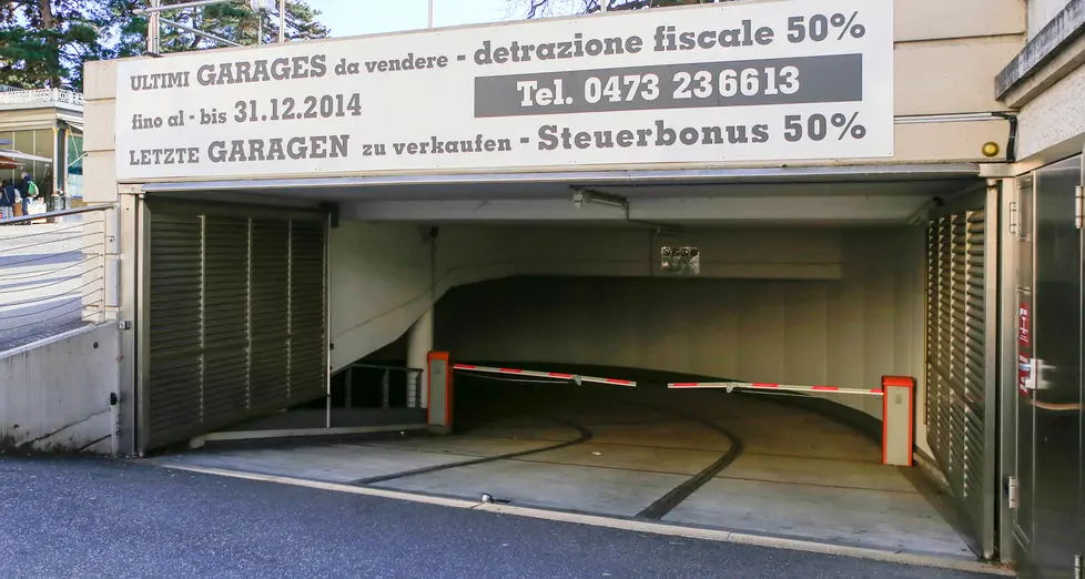Garage interrato, le suore fanno spesa: un milione per 21 box