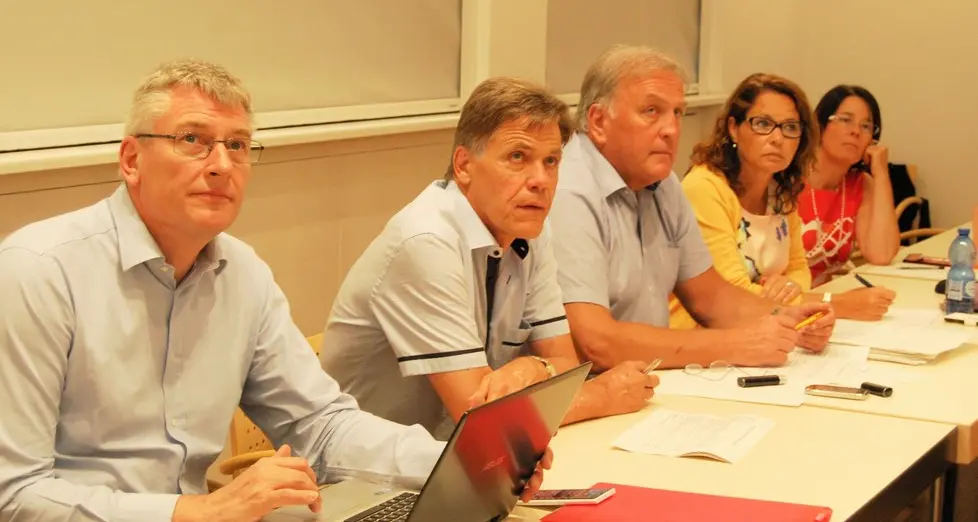 «Comprensorio Asl, risparmiare 5 milioni entro fine anno»