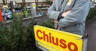 Sciopero dei benzinai pompe chiuse da stasera fino a venerdì mattina