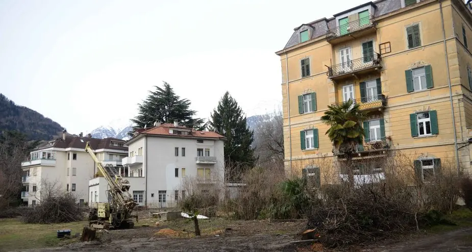 Piano per 70 appartamenti a villa Schenk e nel parco