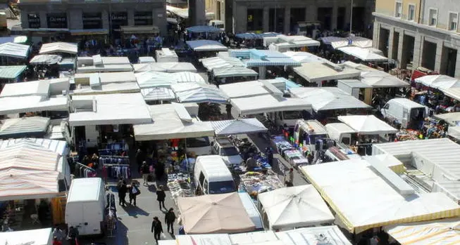 Ambulanti, licenze a rischio «Preoccupati per il futuro»