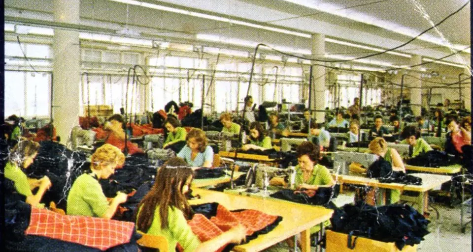 La Merlet si racconta attraverso i ricordi delle sue lavoratrici
