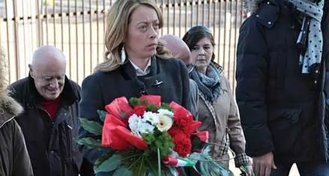 Tricolore negato, Meloni: \"Kompatscher si dimetta\"