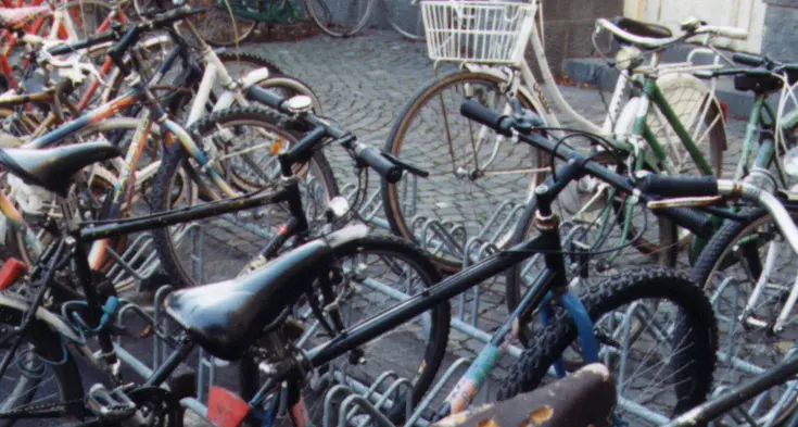 Bici perse e abbandonate, il deposito non basta più