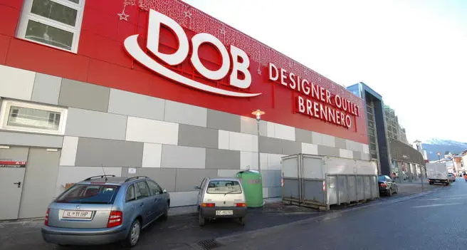 I piccoli negozianti temono l’Outlet