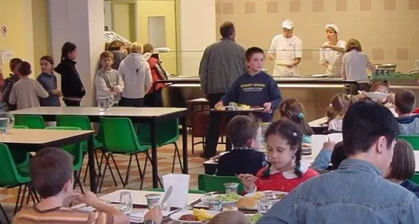 Mense scolastiche, aumento del 20% dal prossimo anno