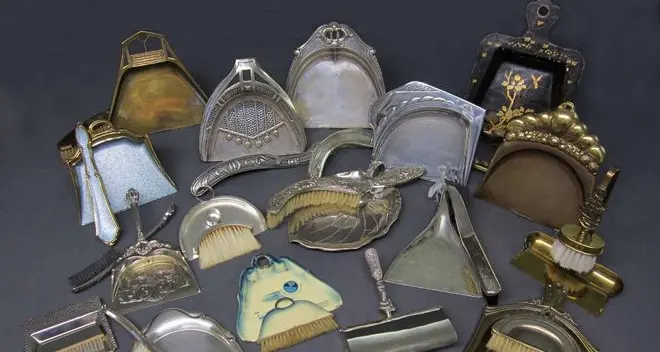 Al Savoy di Merano la mostra \"Via le briciole!\"