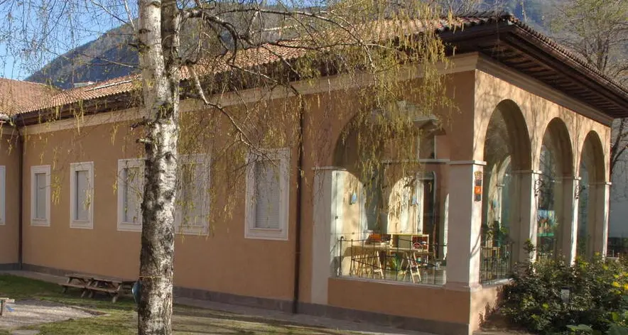 Asili, 230 mamme e papà: «Non togliete le suore»