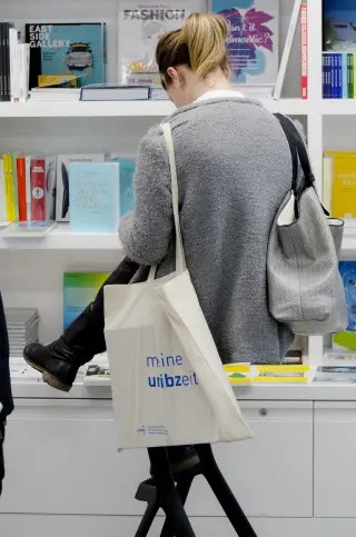 Università di Bolzano, nuovo logo scelto con un sondaggio online