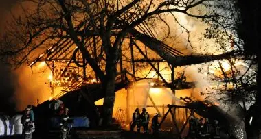 Nuovo incendio nella zona di Scena: i carabinieri fermano il presunto piromane