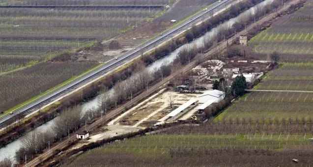 Poligono, una cattedrale tra i meli