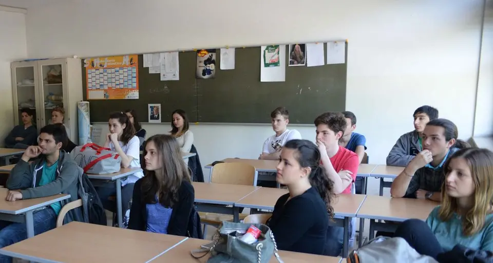 Gandhi, politica e statistica con gli studenti in cattedra
