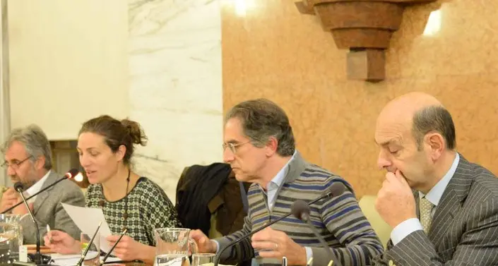 Temi etnici in consiglio, la maggioranza non decide