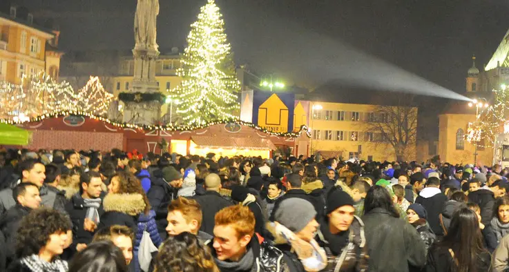 Capodanno a Bolzano, torna la festa. Doppio palco con Dj