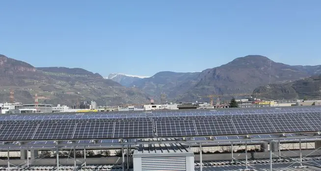 L’energia si produce sul tetto della Fiera