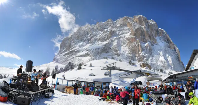 La musica rock conquista le nevi della Val Gardena