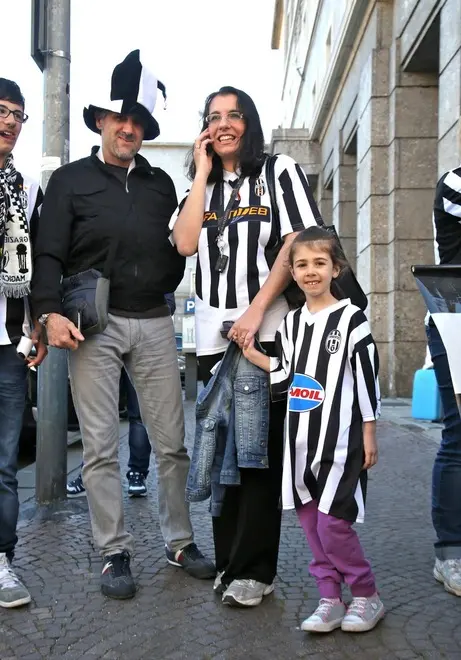 Terzo scudetto di fila In piazza della Vittoria la torcida bianconera
