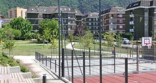 Estate, i soliti schiamazzi esasperano i residenti