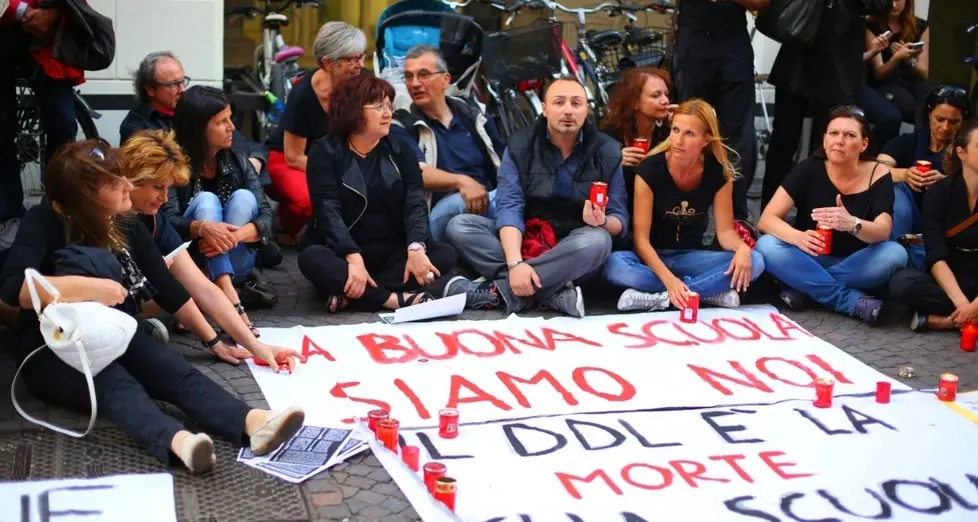 Scuola, si allarga la protesta degli scrutini