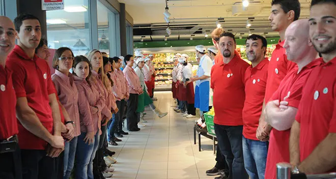 Apre il nuovo Eurospar di Merano, è assalto alle offerte