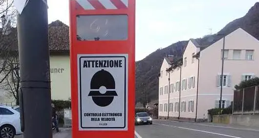 Uno speed check \"acchiappatutti\" contro i furbetti a Terlano