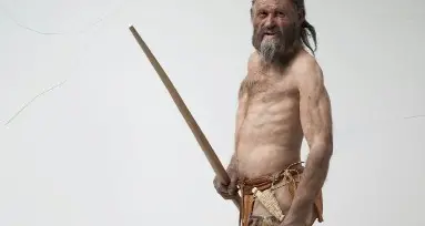 Nuova ipotesi: Ötzi ucciso da un asteroide