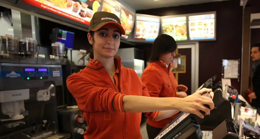 Bolzano, 900 domande per 30 posti da McDonald’s