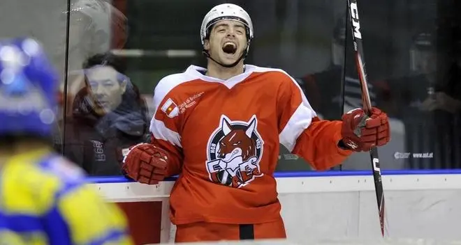 Hockey, il Bolzano conferma Marco Insam e Gander