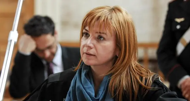 Le ha dato fuoco perchè lei voleva andarsene