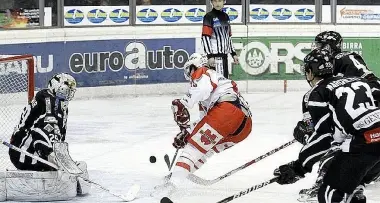 Hockey: Bolzano sconfitto, Pusteria allunga