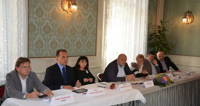 Pensioni d’oro, i sindacati chiedono la restituzione di parte delle liquidazioni