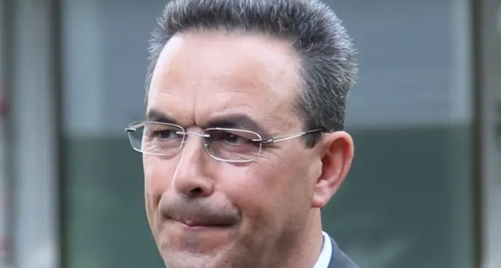 Enrico Lillo salva un uomo senza respiro dentro a un bar