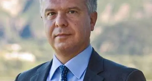 «Carispa, tornare banca del territorio»