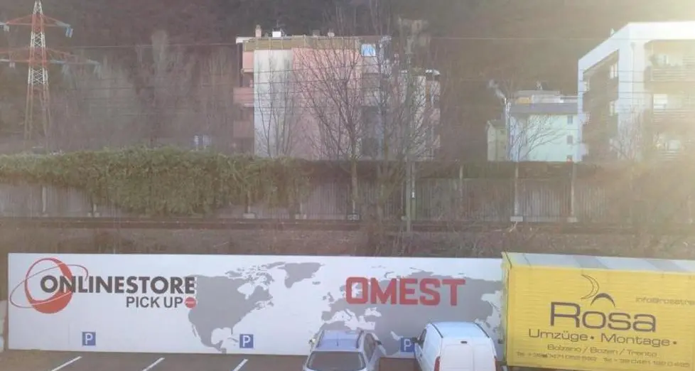 Omest, i ladri sono arrivati dalla ferrovia