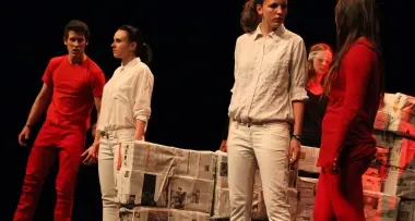 Le ragazze che sgretolano i muri