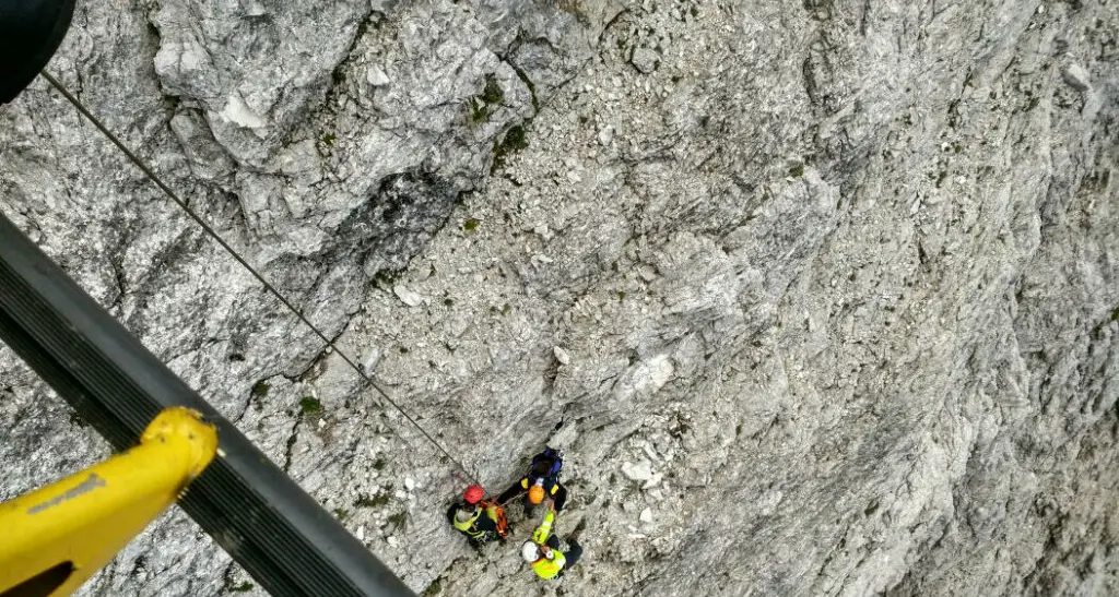 Due alpinisti pusteresi bloccati in parete per 20 ore