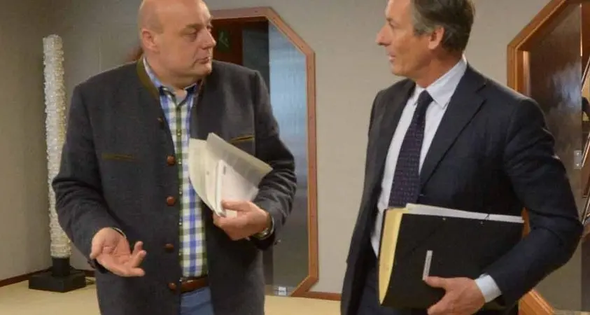 Moltrer scrive ai Comuni «Vitalizi, ecco la riforma»