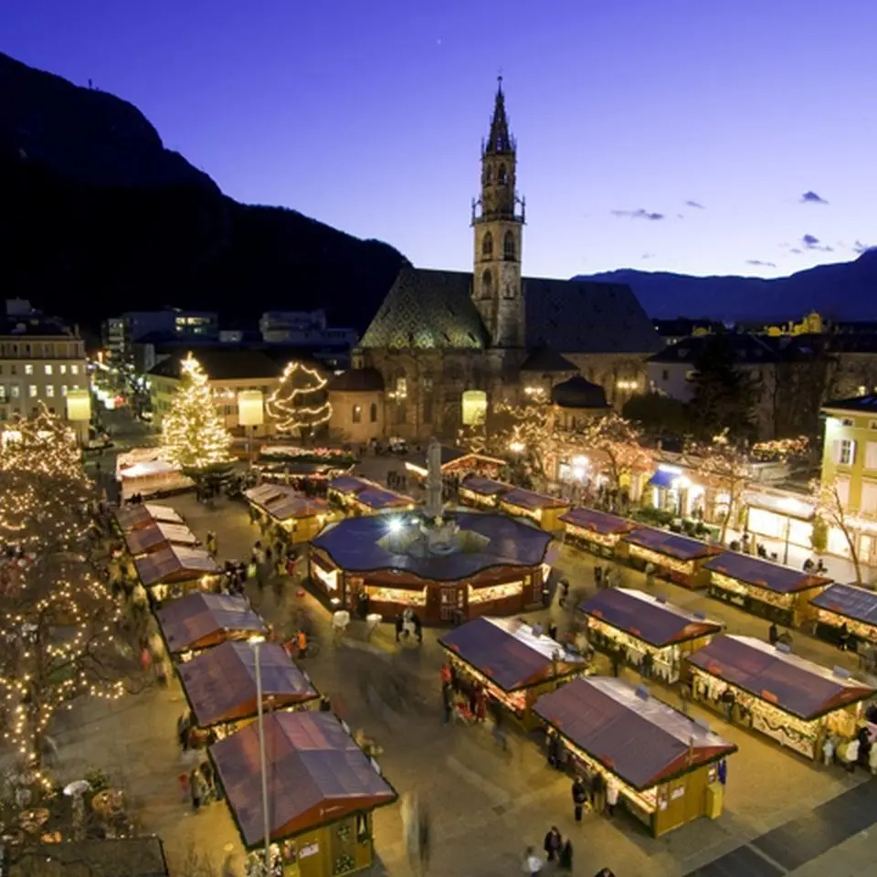 La magia dei mercatini di Natale dell'Alto Adige: aprono il 27 novembre
