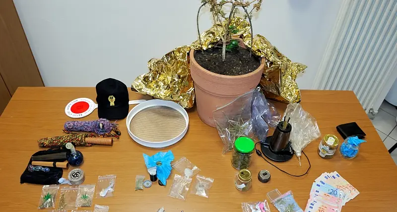 Due bolzanini in manette, spacciavano droga in via Rencio