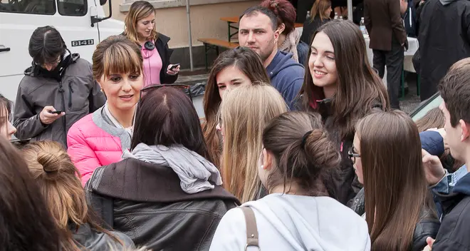 La Cortellesi reciterà anche in piazza Duomo