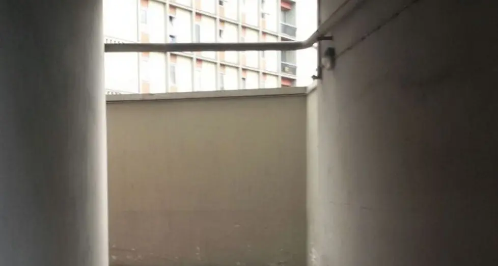 Piazza Verdi, operaio si ustiona al volto