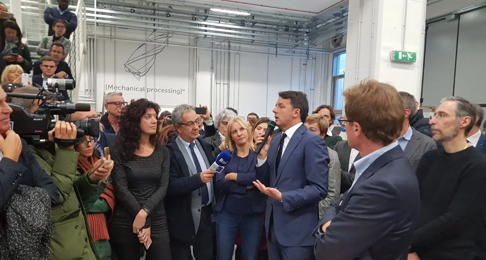 Pd, Renzi in regione: \"Non si vive di solo turismo\"